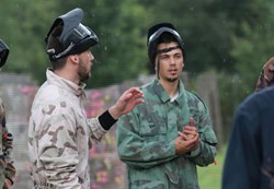 [GALERIJA] Paintball team building 